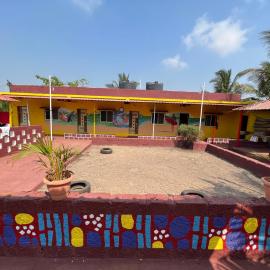 5 Kesar Baug Resort, hotelli kohteessa Ānjarle