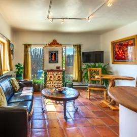El Prado Couple's Escape w/ Hot Tub!، فندق في El Prado