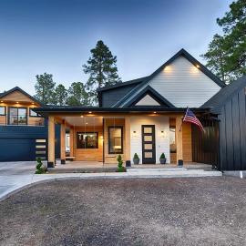 LUXURY MODERN FAMILY VACATION- Bison Ridge Retreat