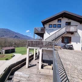 Apartments Pri Jakobu, hotelli kohteessa Kobarid