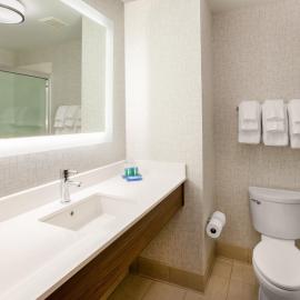 Holiday Inn Express & Suites Gulf Breeze - Pensacola Area by IHG