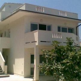 Viesnīca Apartments with parking space Sutivan, Brac - 20155 pilsētā Sutivana