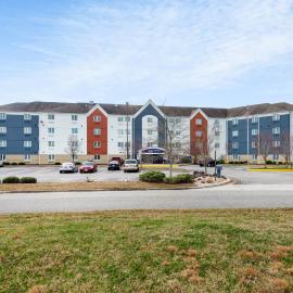 Candlewood Suites Chesapeake-Suffolk by IHG، فندق في تشيسابيك