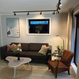 Nymoen Apartment, Kvaløya, hotel sa Tromsø
