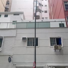 Apartamento com varanda em Copacabana