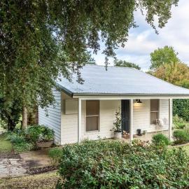 Myrtle Creek Cottage, hótel í Myrtleford