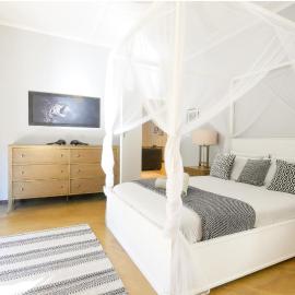 Central, Peaceful, Victoria Falls Self Catering with Plunge Pool, sleeps 5, hotel di Air Terjun Victoria
