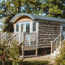 Hornington Manor Luxury Shepherd Huts, хотел в Йорк