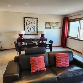 Magnífico Apartamento T2 Praia de Esmoriz, hótel í Esmoriz