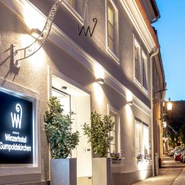 Viesnīca Winzerhotel Gumpoldskirchen pilsētā Gumpoldskirhene