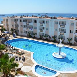 Apartamentos Vibra Panoramic، فندق في مدينة إيبيزا