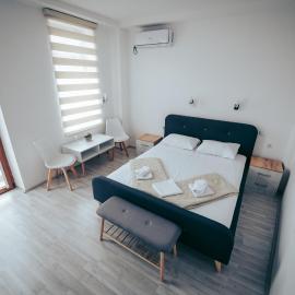Nestor Apartments, מלון בביטולה