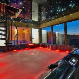 Maciejowe Wzgórze Domek z dwoma niezależnymi apartamentami ze SPA - Sauna, Jacuzzi, Tężnia, Izba Solna i Solankowa, Balia na wyłączność z hydromasażami, hotel a Rabka