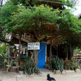 hostal Monte Libano