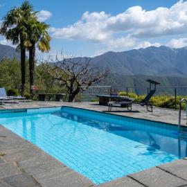 Holiday Home Carina Lakeview by Interhome، فندق في Carona