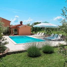 Apartment Rosa by Interhome