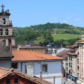 Apartamentos El Pigazu, hotel di Cangas de Onís