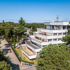 OSW Kaper, hotell i Jurata
