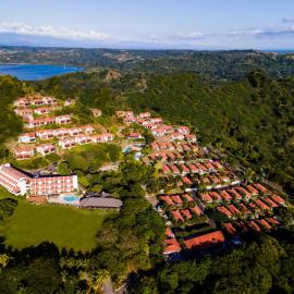 Villas Sol Beach Resort, hotel en Playa Hermosa