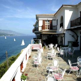 Mirini Hotel, khách sạn ở Đảo Samos