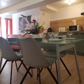 St junien n:2, hotel em Saint-Junien