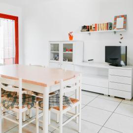 Incantevole appartamento al primo piano con terrazzo, hotell i Torre Grande