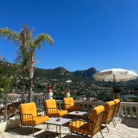 Hôtel Miramar: Vence şehrinde bir otel