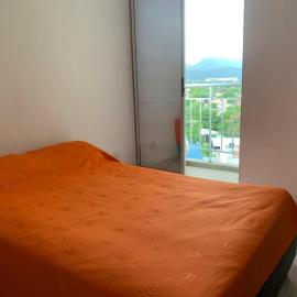 Apartamento en Flandes Tolima, hotel in Flandes