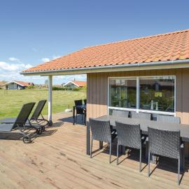 Gorgeous Home In Væggerløse With Sauna, Hotel in Marielyst