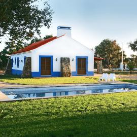 Monte Azul - Casas de Campo do Junqueirinho, hotell i Bicos