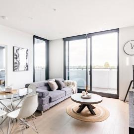 The Clayton Nest with free parking , close to Uni and Hospitals, hotel a Clayton North