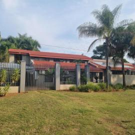 Hoep Hoep Self Catering, hotel en Groblersdal