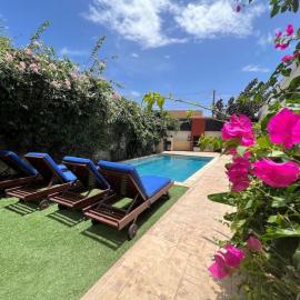 The best Villa ground floor 5 bedrooms with ensuite bathrooms at prime location