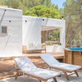Casa Can Vert con piscina, hotel in Santa Gertrudis de Fruitera