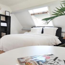 Guesthouse at the Amstel river with 2BR 2BA and garden – hotel w mieście Amstelveen