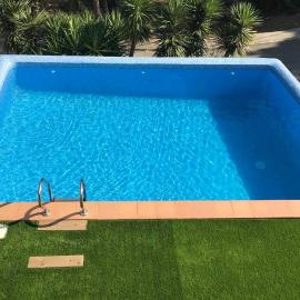 Villa con piscina privada, hotel u gradu Olivella