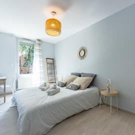Le beau T3 Saint Jory - Climatisation d'appoint et jardin calme, hotel in Saint-Jory