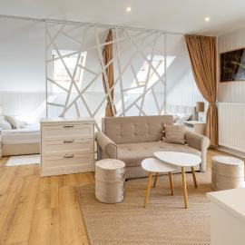 Apartamenty Defala i Strefa Relaksu Natural Touch, hotel in Rymanów-Zdrój