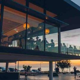 Coastal Living At its Best, hotel a Jindalee