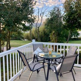 Beachside holiday home on RSPB nature reserve, hotel Millomban