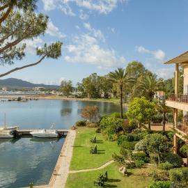 Casa Santini x Roc Seven, hotel v Porto-Vecchio
