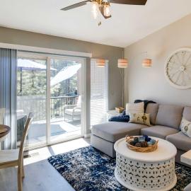 Updated Lake Almanor Retreat w/ Patio & Grill!