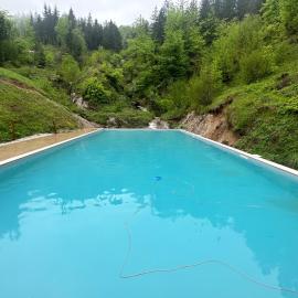 Chalet HerMes arT with pool and full privacy, hotel in Idrija