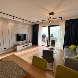 White Star Apartments