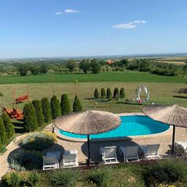 House "Dare to dream", Hotel in Vrdnik