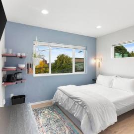 Quinn's sweet suite - Micro Studio - 91Walkscore, hotel in Seattle