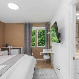 Jerry's Sweet Suite - 84 Walkscore