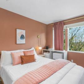 Chris's Sweet Suite - 84 Walkscore