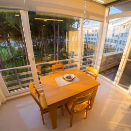 Gjiri i Lalzit - Savita Apartments - Kompleksi Turistik Lura 2、Mullini i Danitのホテル