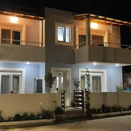 A&J Apartments, hotel a Gennadi